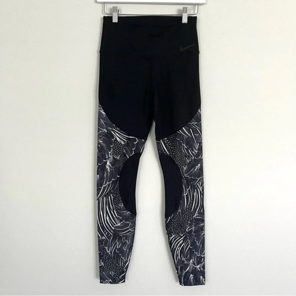 Nike Women's Dri-Fit Power Hyper Tight Fit Flutter Print Leggings, Size S